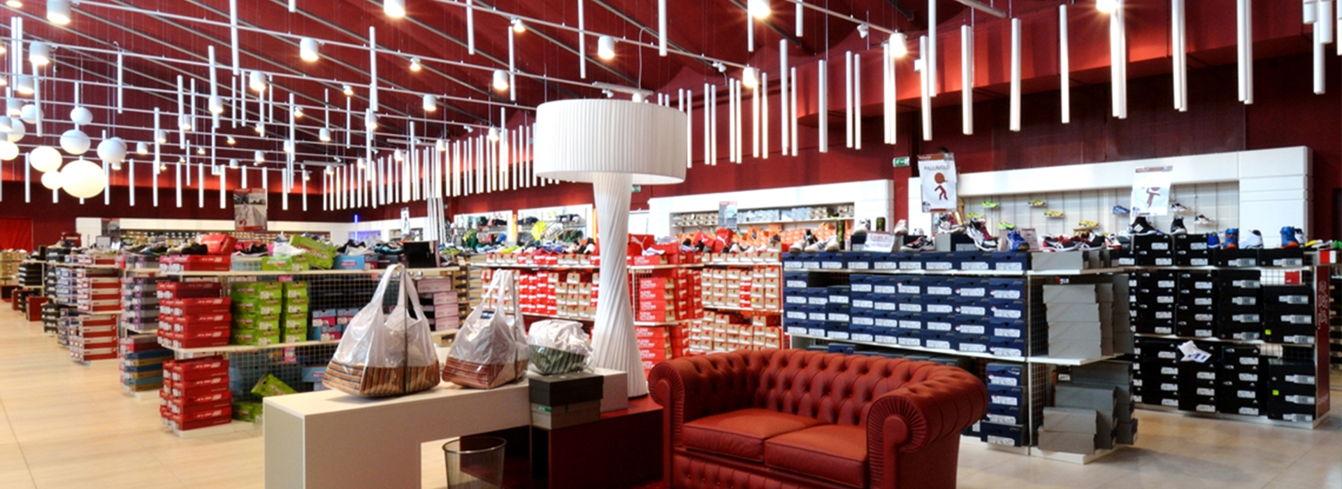 Negozio calzature e accessori