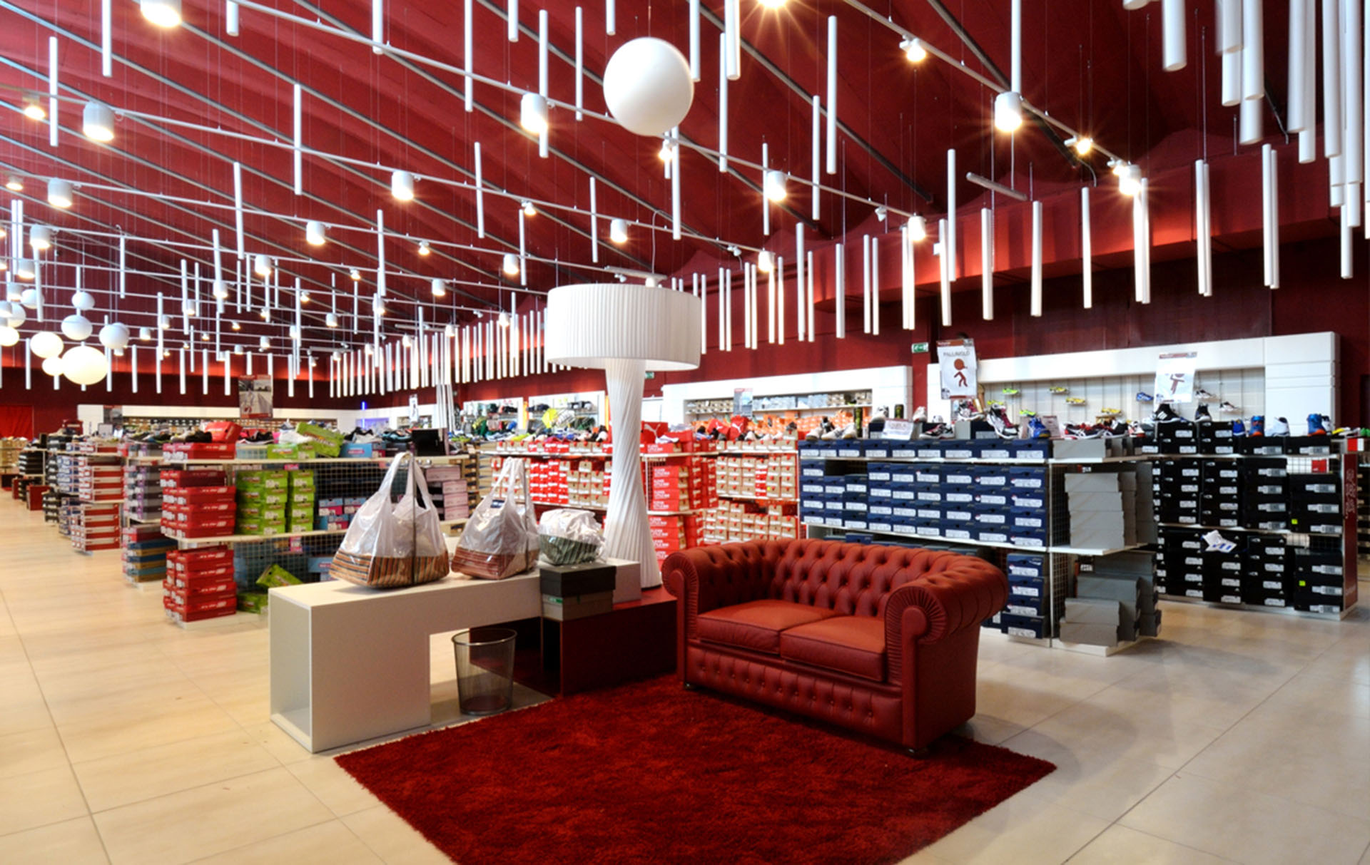 Negozio calzature e accessori